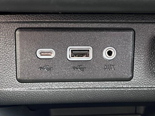 Certified 2023 Buick Encore GX Select w/ Sport Touring Package AWD/4WD image 25