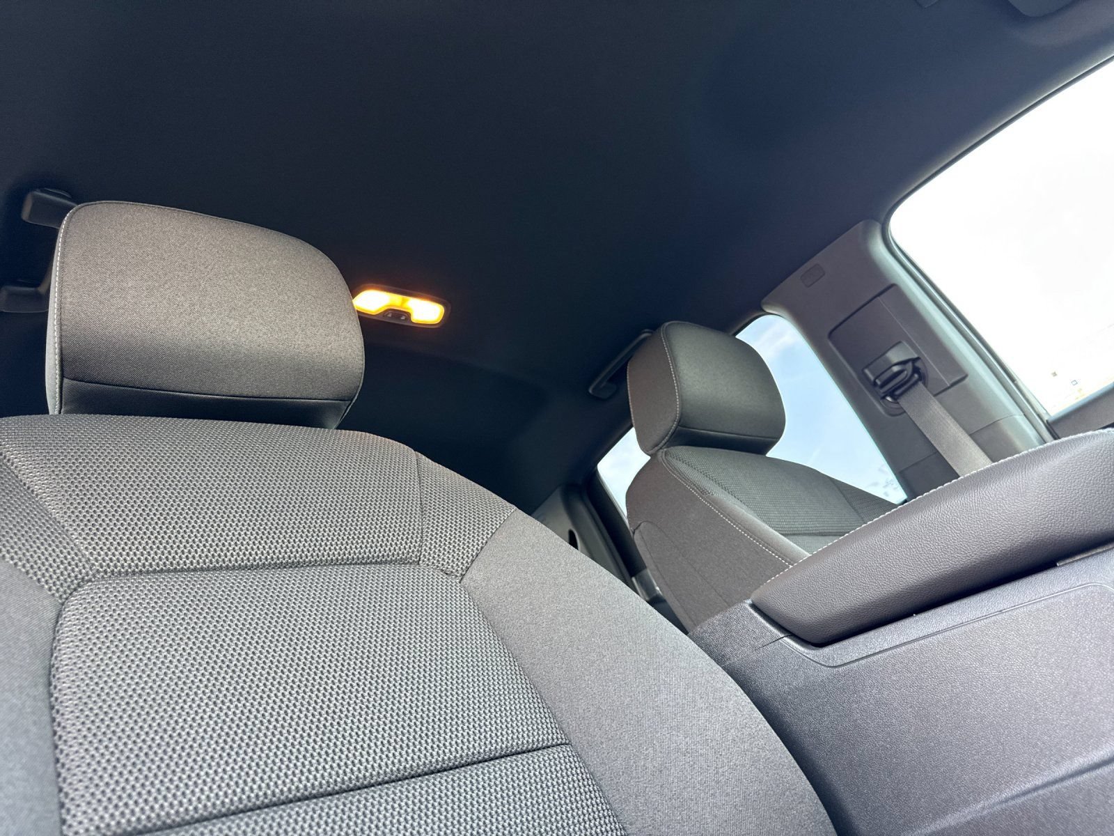 New 2026 GMC Canyon Elevation w/ Technology Package RWD image 16