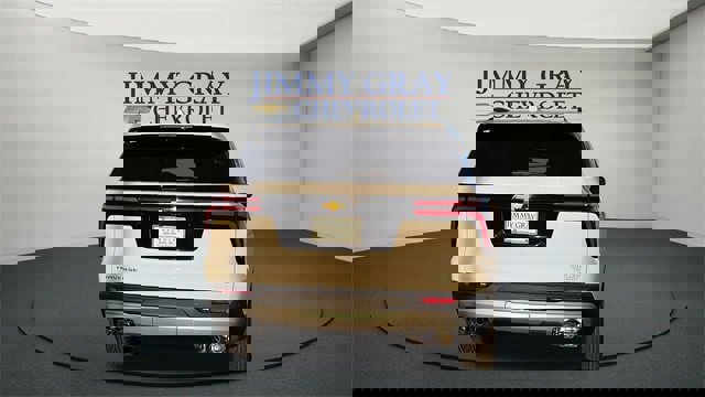 New 2026 Chevrolet Traverse LT image 4