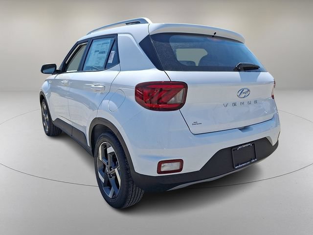 New 2026 Hyundai Venue SEL FWD image 5