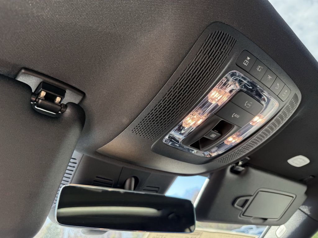 New 2026 Mercedes-Benz GLB 250 4MATIC image 24