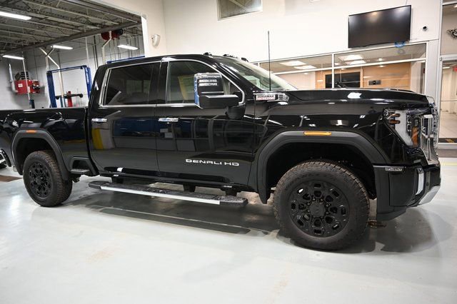 New 2026 GMC Sierra 2500 Denali w/ Denali Reserve Package image 4