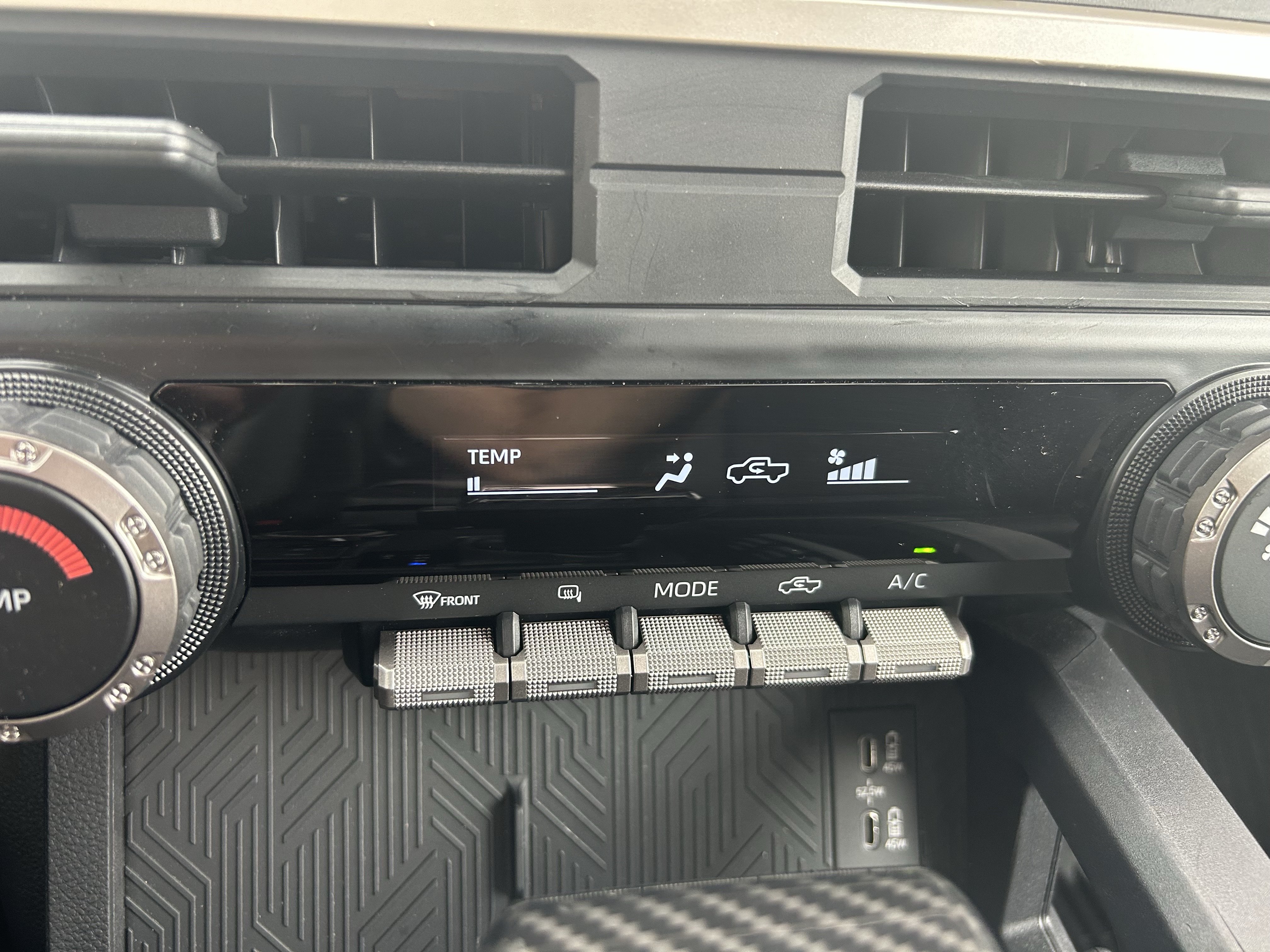 Certified 2025 Toyota Tacoma SR AWD/4WD image 28