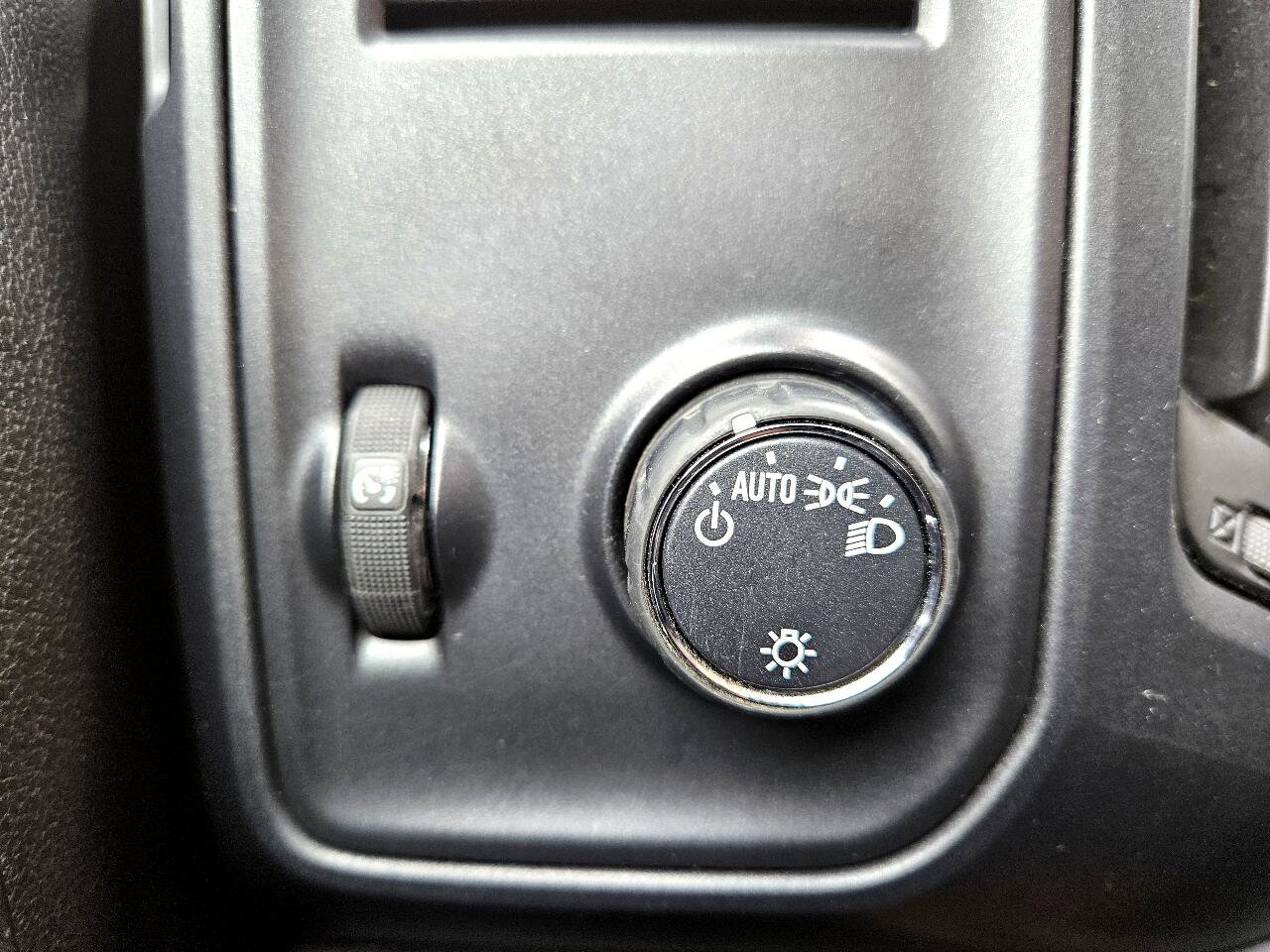 Used 2019 Chevrolet Silverado 2500 W/T image 49