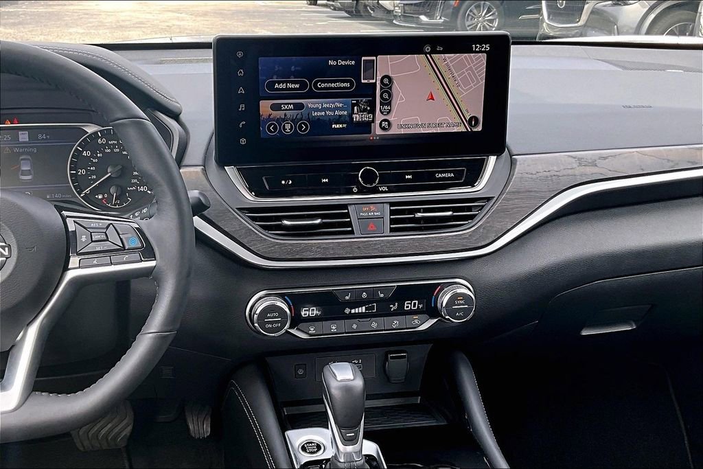 Used 2025 Nissan Altima 2.5 SL AWD/4WD image 8