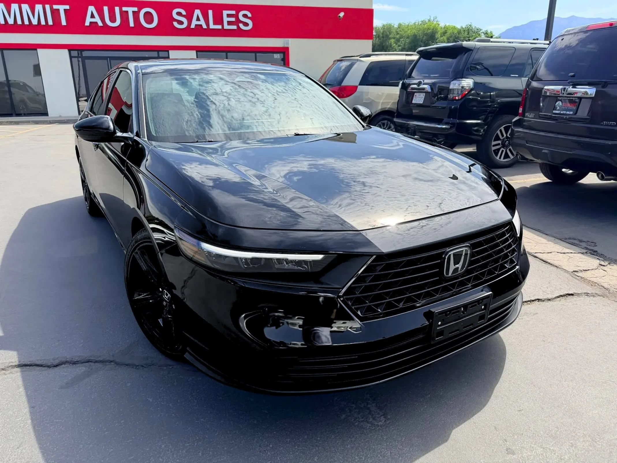Used 2024 Honda Accord Sport image 2