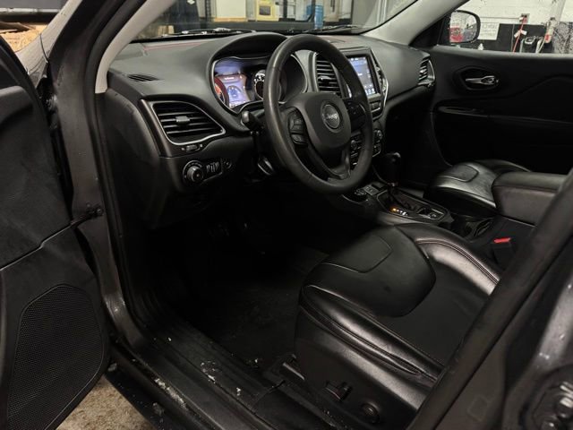 Used 2022 Jeep Cherokee Trailhawk w/ Comfort/Convenience Group image 20