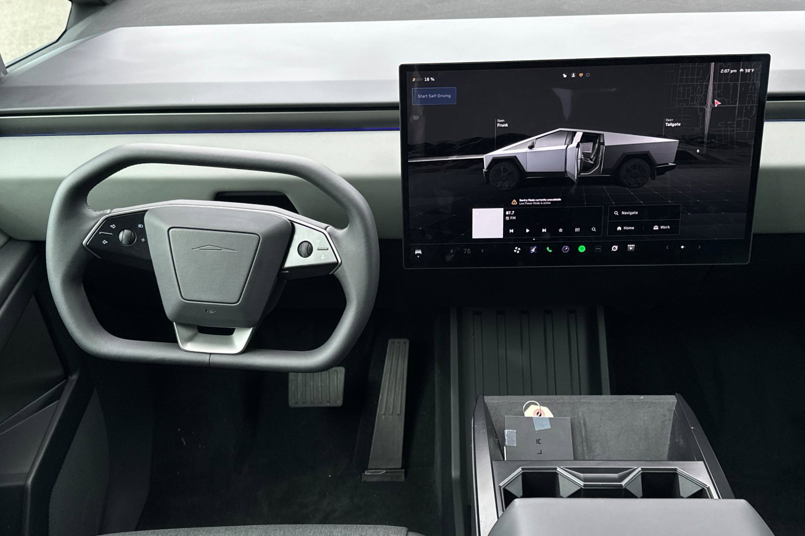 Used 2026 Tesla Cybertruck 2WD Crew Cab image 14