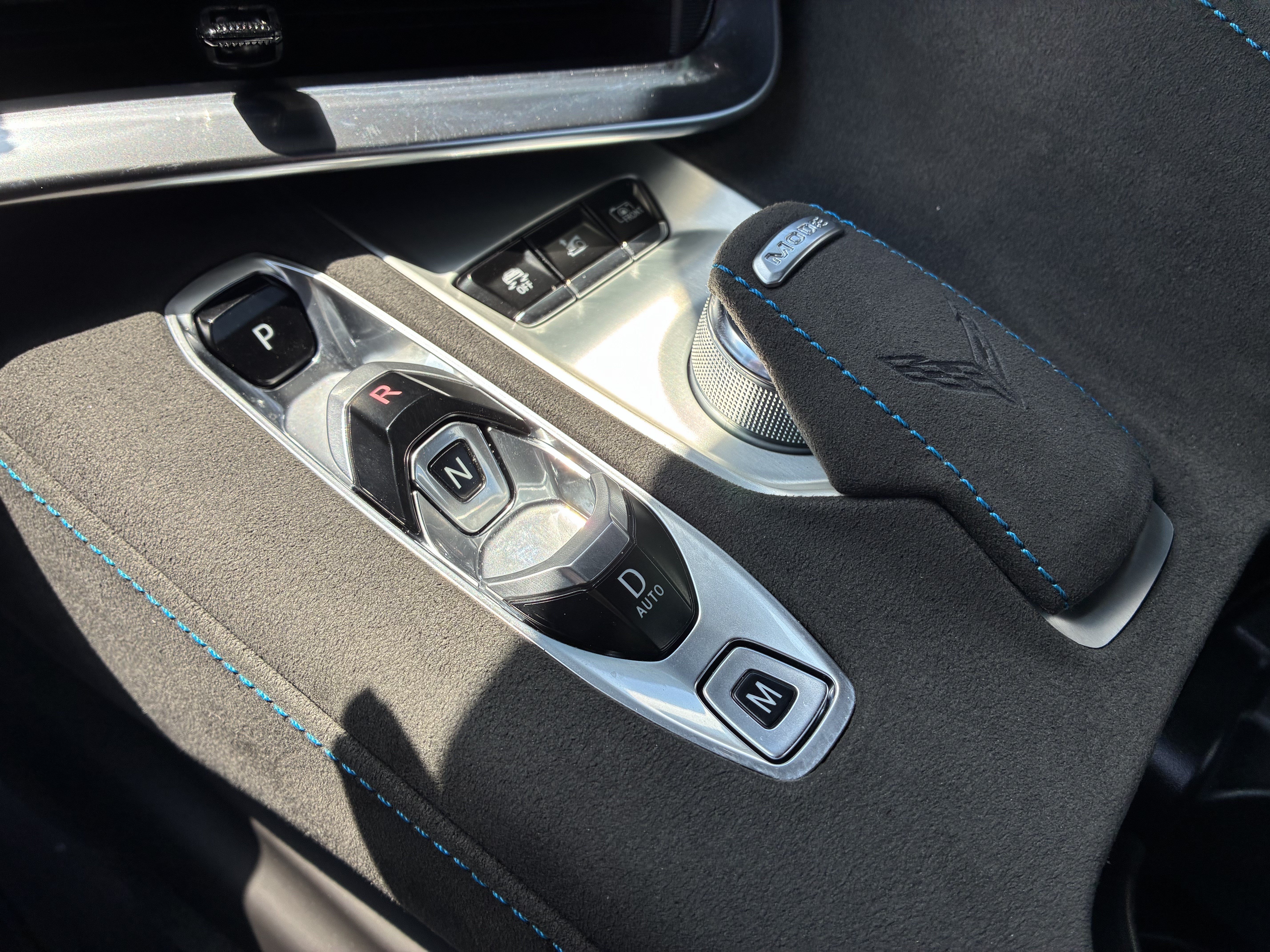 Used 2025 Chevrolet Corvette E-Ray AWD/4WD image 31
