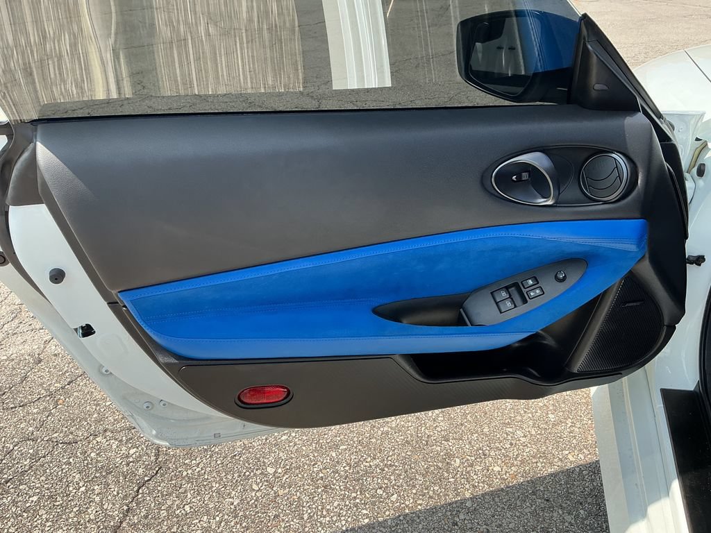Used 2024 Nissan Z Performance w/ Floor Mat Package RWD image 14