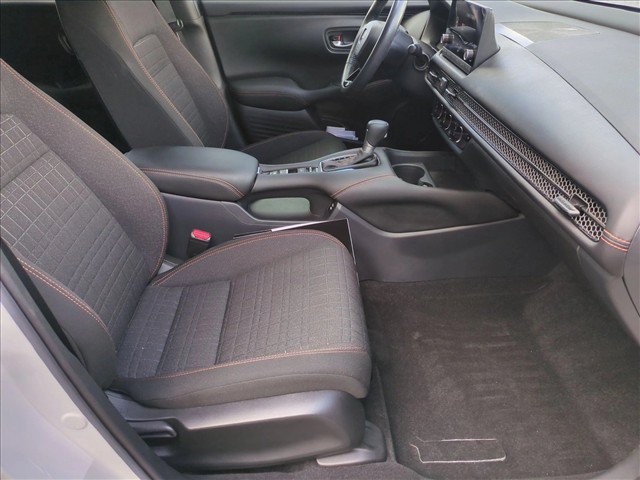 Certified 2025 Honda HR-V Sport image 19