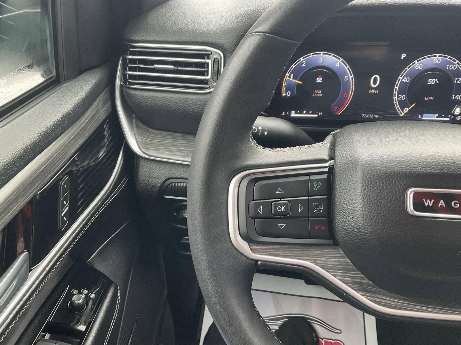 Used 2023 Jeep Wagoneer L Series II image 18