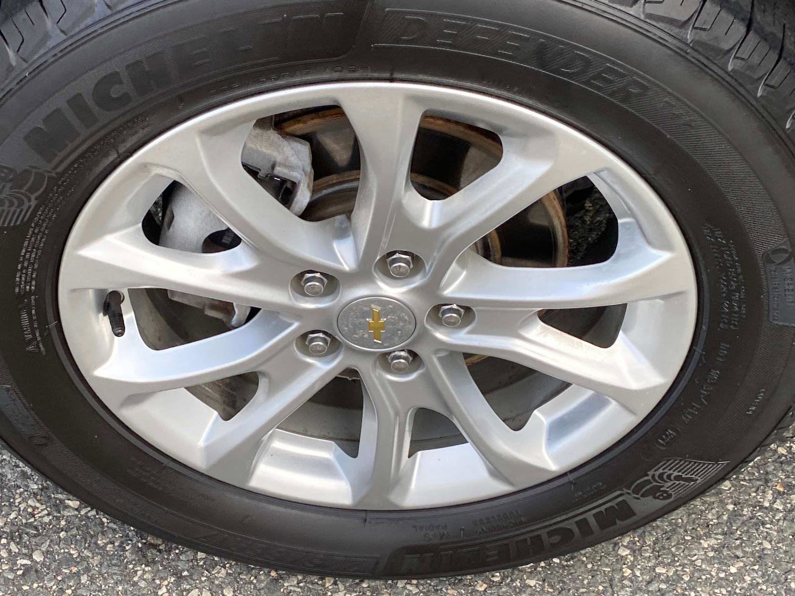 Used 2020 Chevrolet Equinox LT image 25