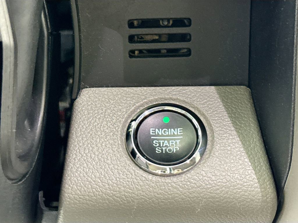 Used 2015 Ford F150 Lariat RWD image 16