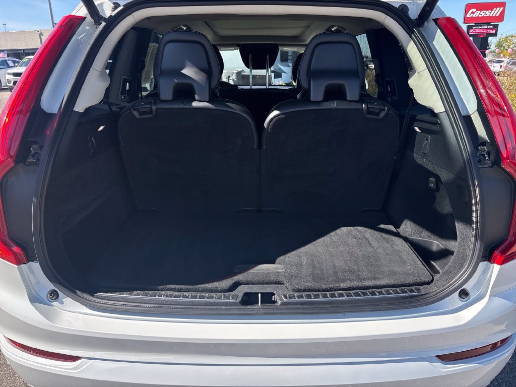 Used 2020 Volvo XC90 T5 Momentum AWD/4WD image 28