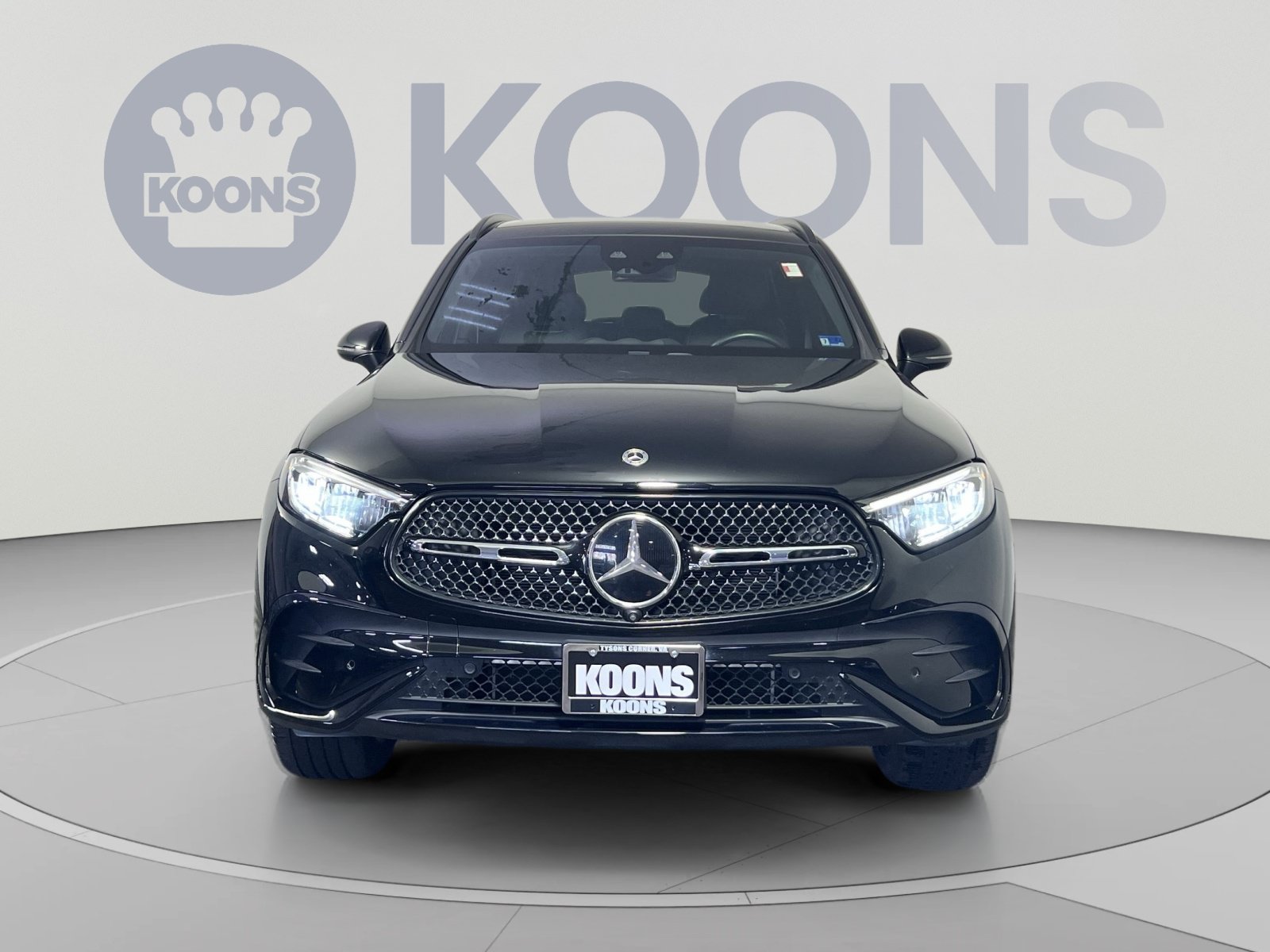 Used 2023 Mercedes-Benz GLC 300 4MATIC image 11