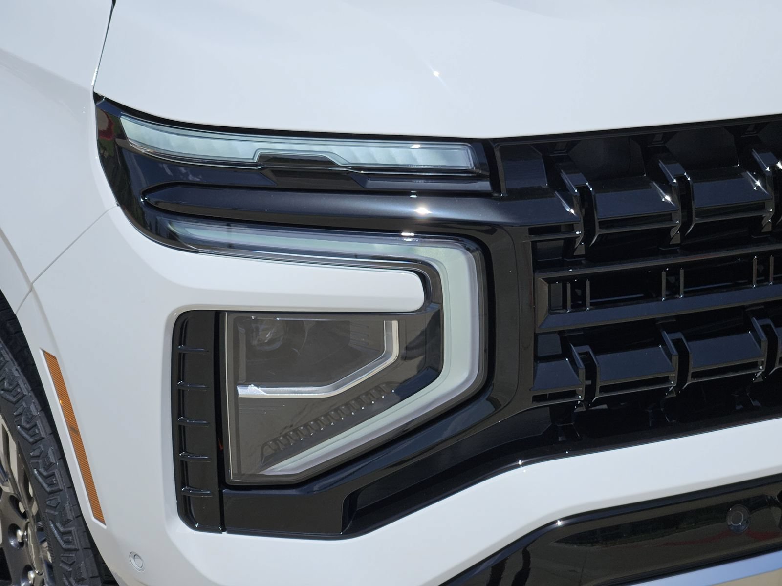 New 2026 Chevrolet Tahoe Z71 w/ Z71 Off-Road Package AWD/4WD image 9