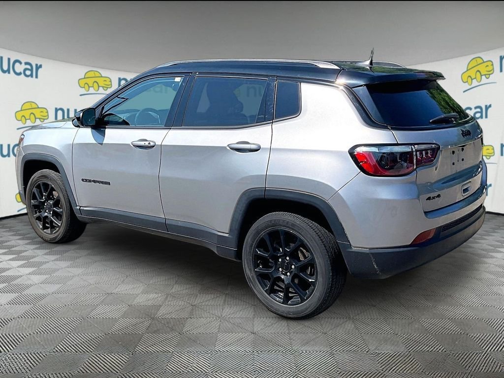 Used 2022 Jeep Compass Latitude w/ Convenience Group AWD/4WD image 5