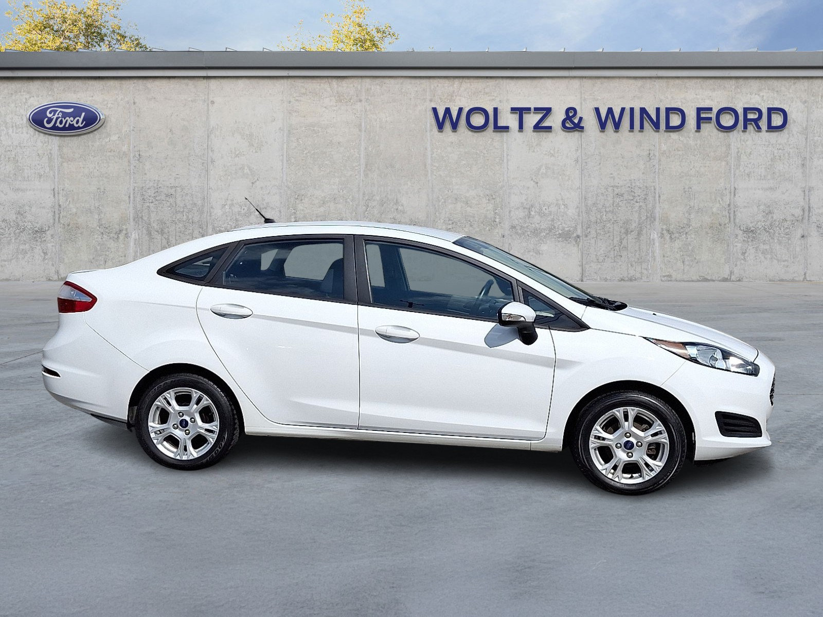 Used 2014 Ford Fiesta SE FWD image 7