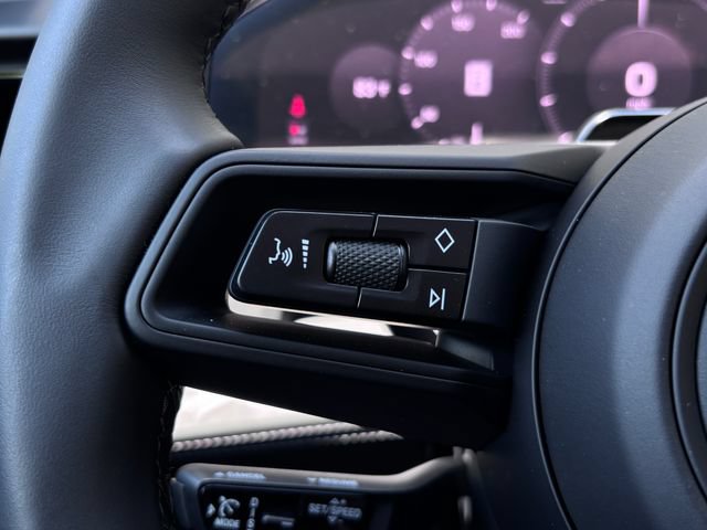 New 2026 Porsche Cayenne Electric AWD/4WD image 16