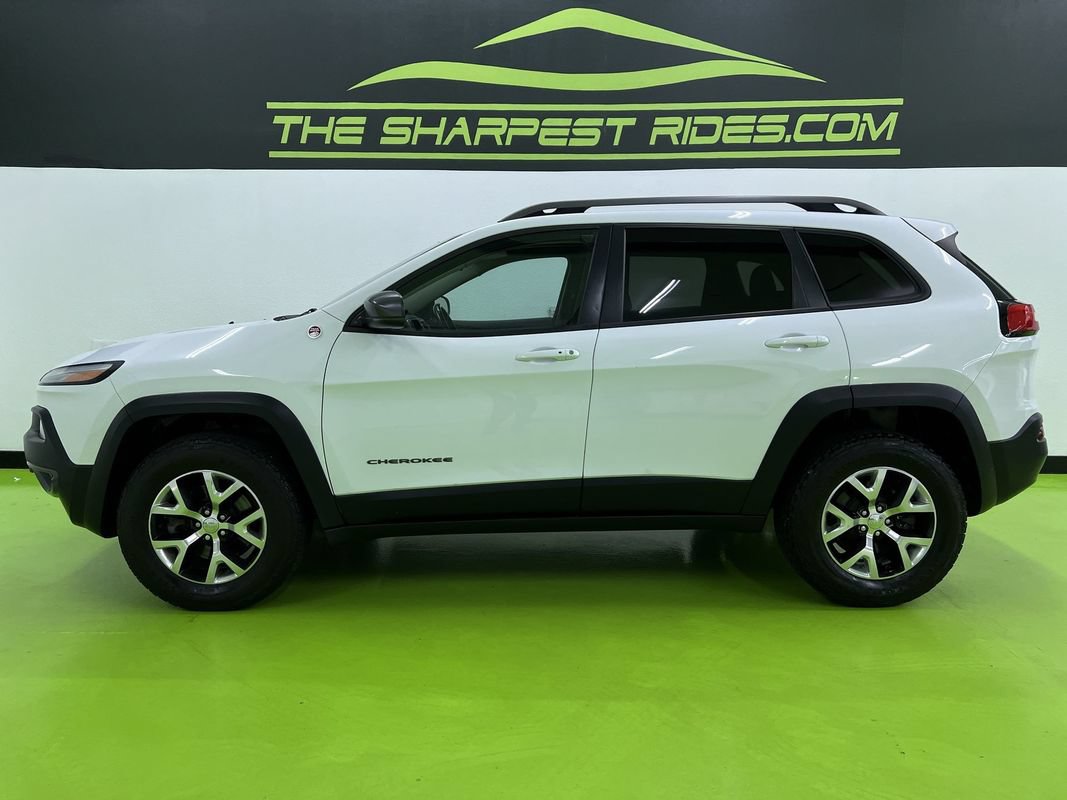 Used 2015 Jeep Cherokee Trailhawk w/ Comfort/Convenience Group AWD/4WD image 6