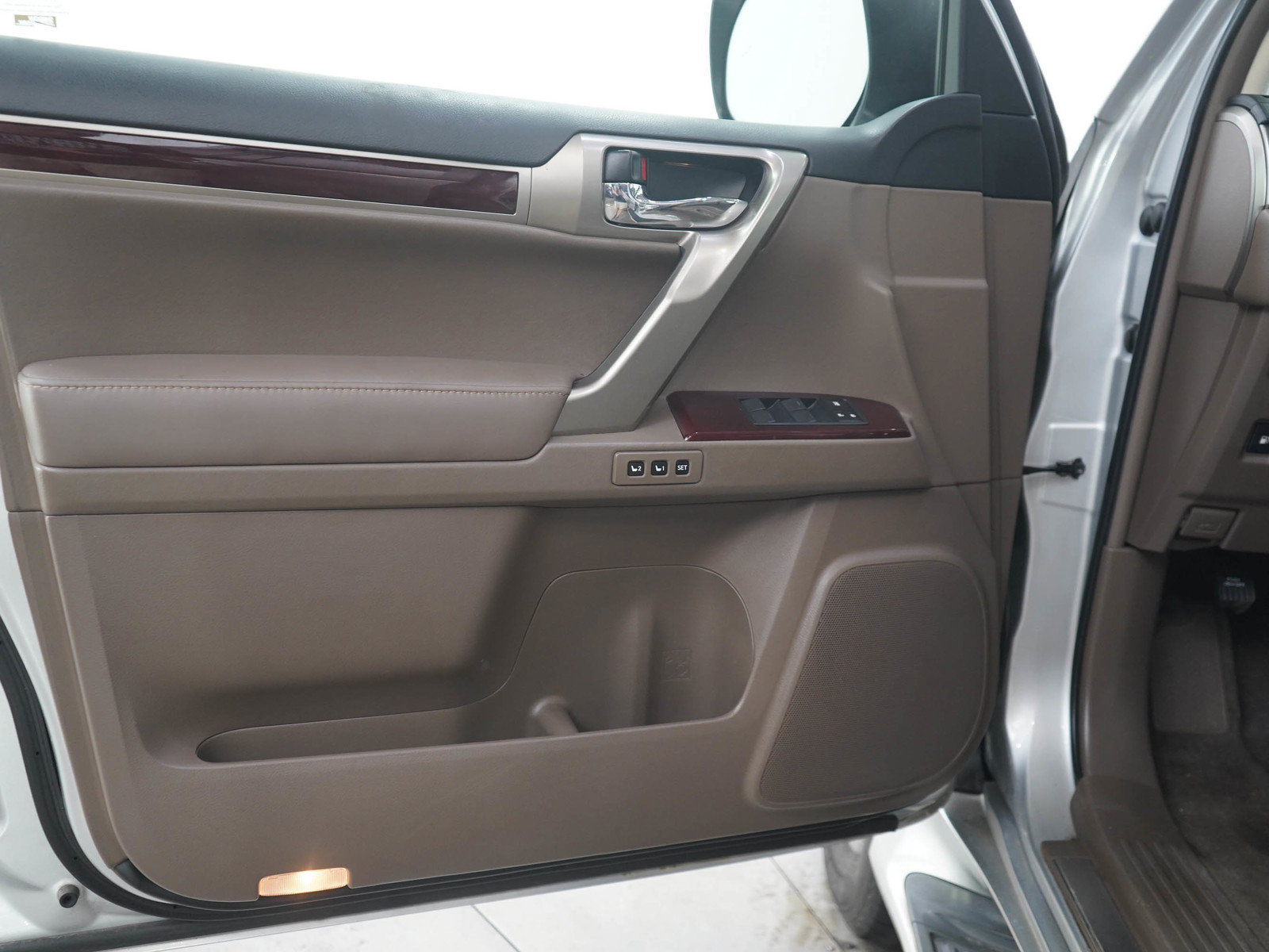 Used 2019 Lexus GX 460 Luxury AWD/4WD image 18