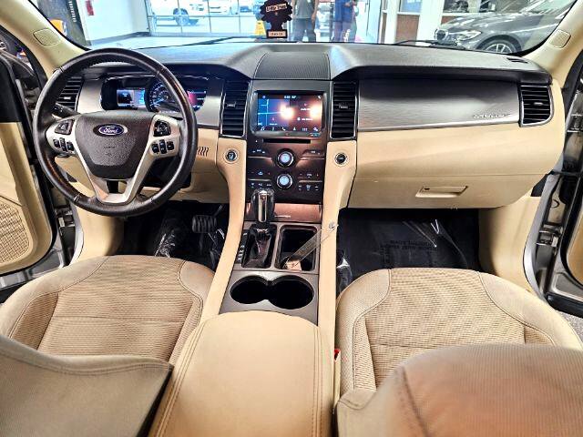 Used 2019 Ford Taurus SEL w/ Equipment Group 201A image 9