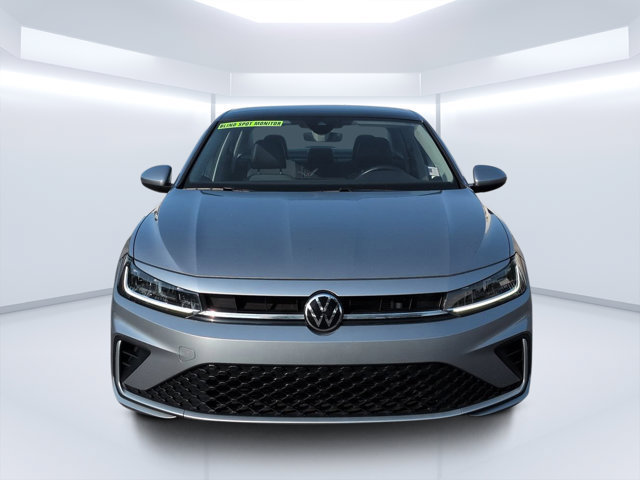 Used 2025 Volkswagen Jetta SE FWD image 8