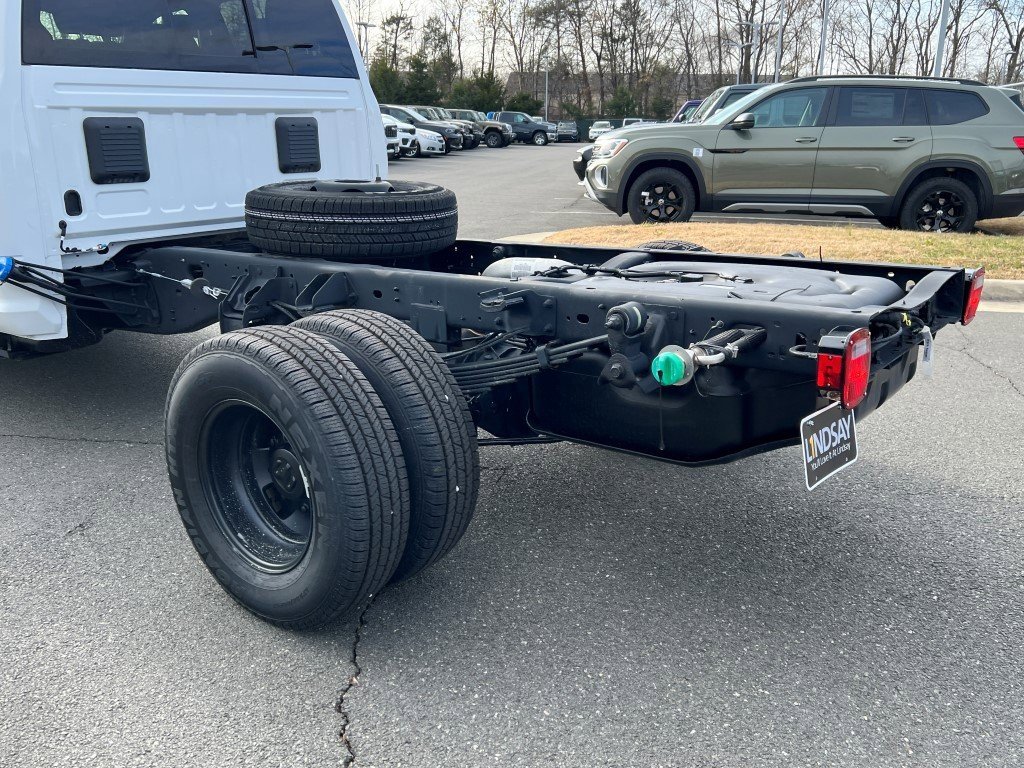 New 2026 RAM 3500 Tradesman image 9