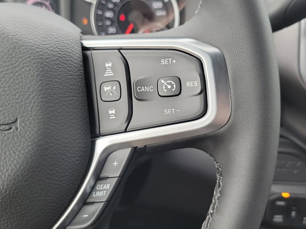 New 2026 RAM 2500 Big Horn AWD/4WD image 11