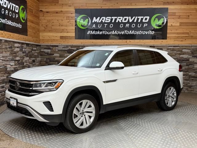 Used 2023 Volkswagen Atlas Cross Sport SE AWD/4WD image 3