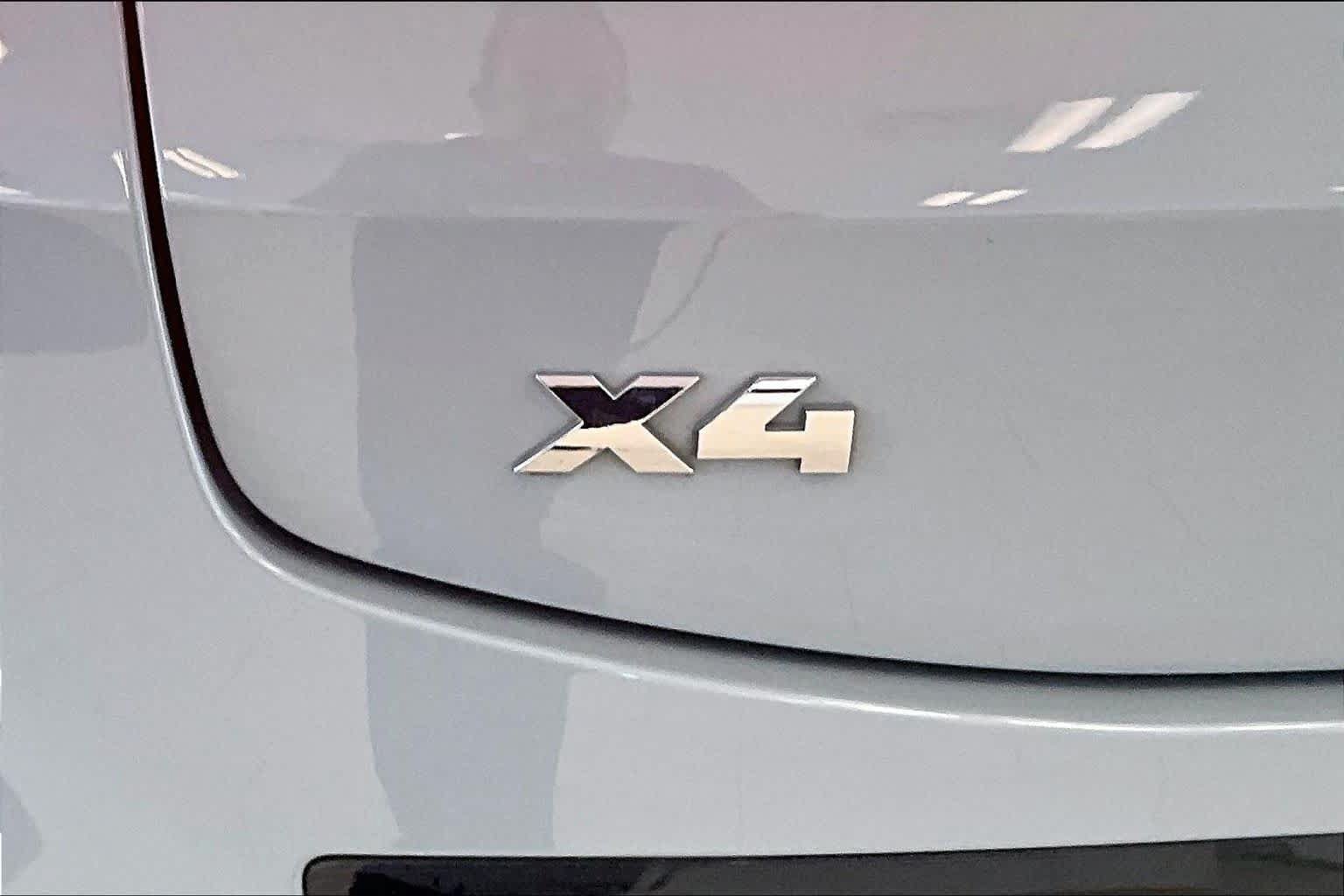 Used 2024 BMW X4 M40i w/ Premium Package AWD/4WD image 27