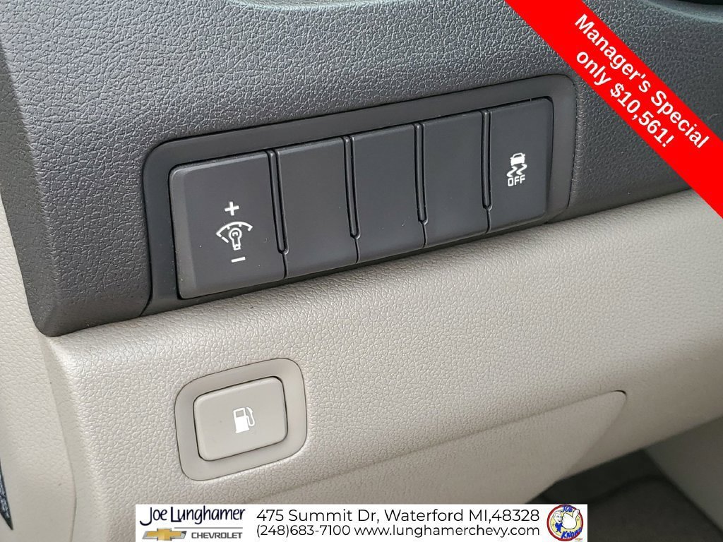 Used 2018 Kia Sedona L FWD image 32