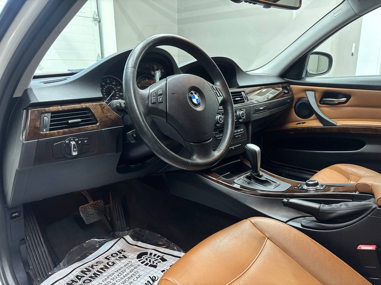 Used 2011 BMW 328i xDrive Sedan AWD/4WD image 14