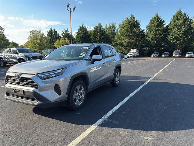 Used 2025 Toyota RAV4 XLE w/ Weather Package AWD/4WD image 6