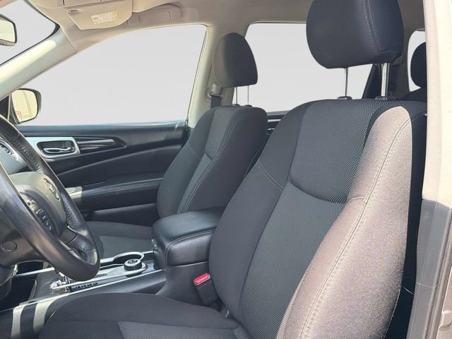 Used 2020 Nissan Pathfinder SV AWD/4WD image 25