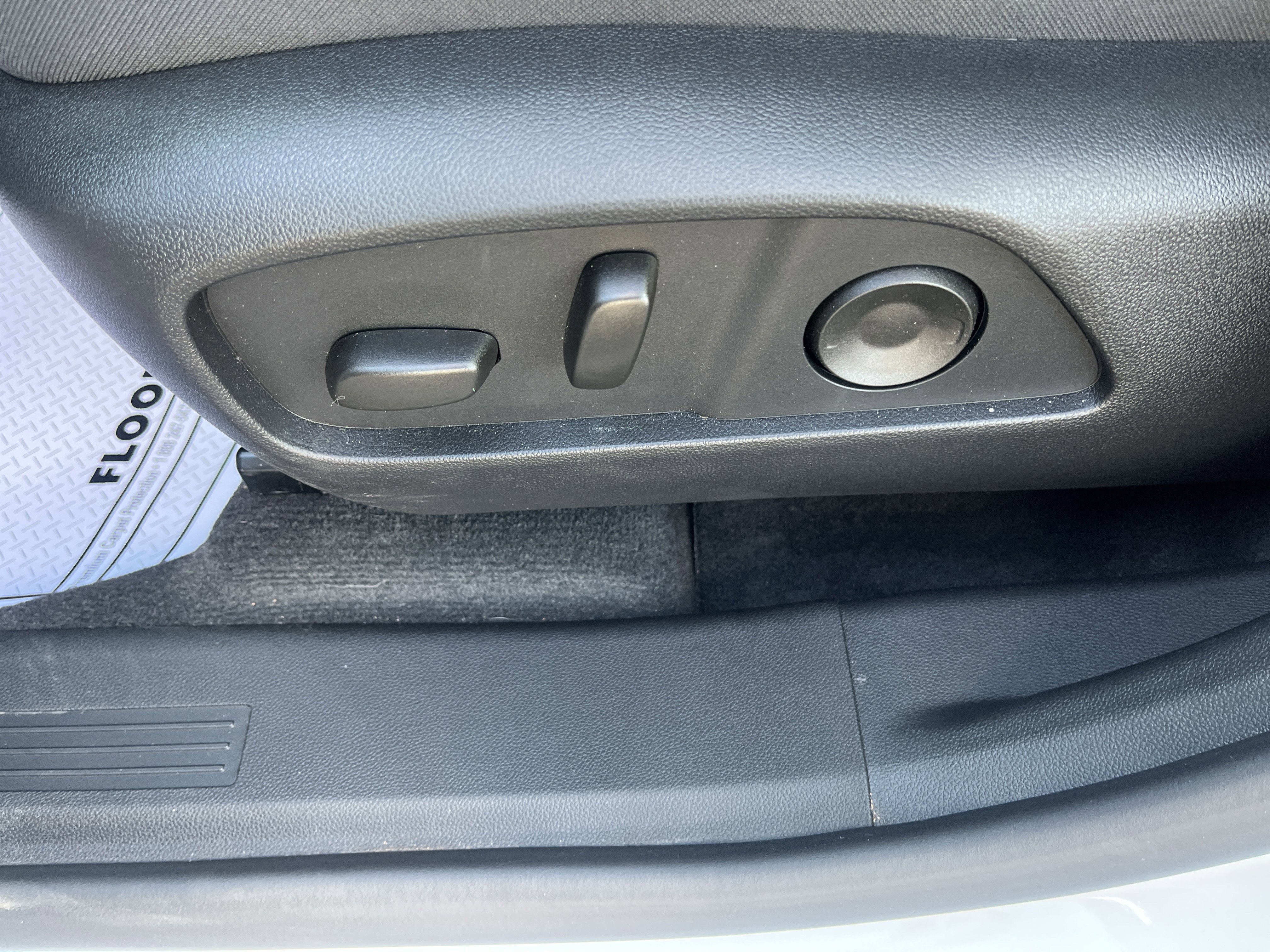 Used 2026 Chevrolet Equinox LT w/ Convenience Package II AWD/4WD image 10