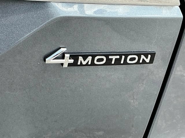 Certified 2025 Volkswagen Atlas SEL AWD/4WD image 11