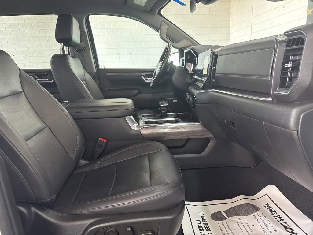 Used 2023 Chevrolet Silverado 1500 LTZ image 36