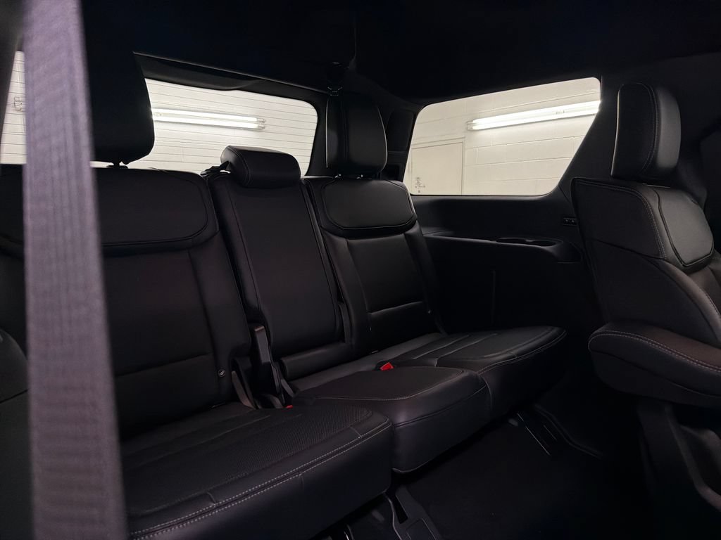 New 2027 Ford Expedition Platinum w/ Stealth Appearance Package RWD image 30