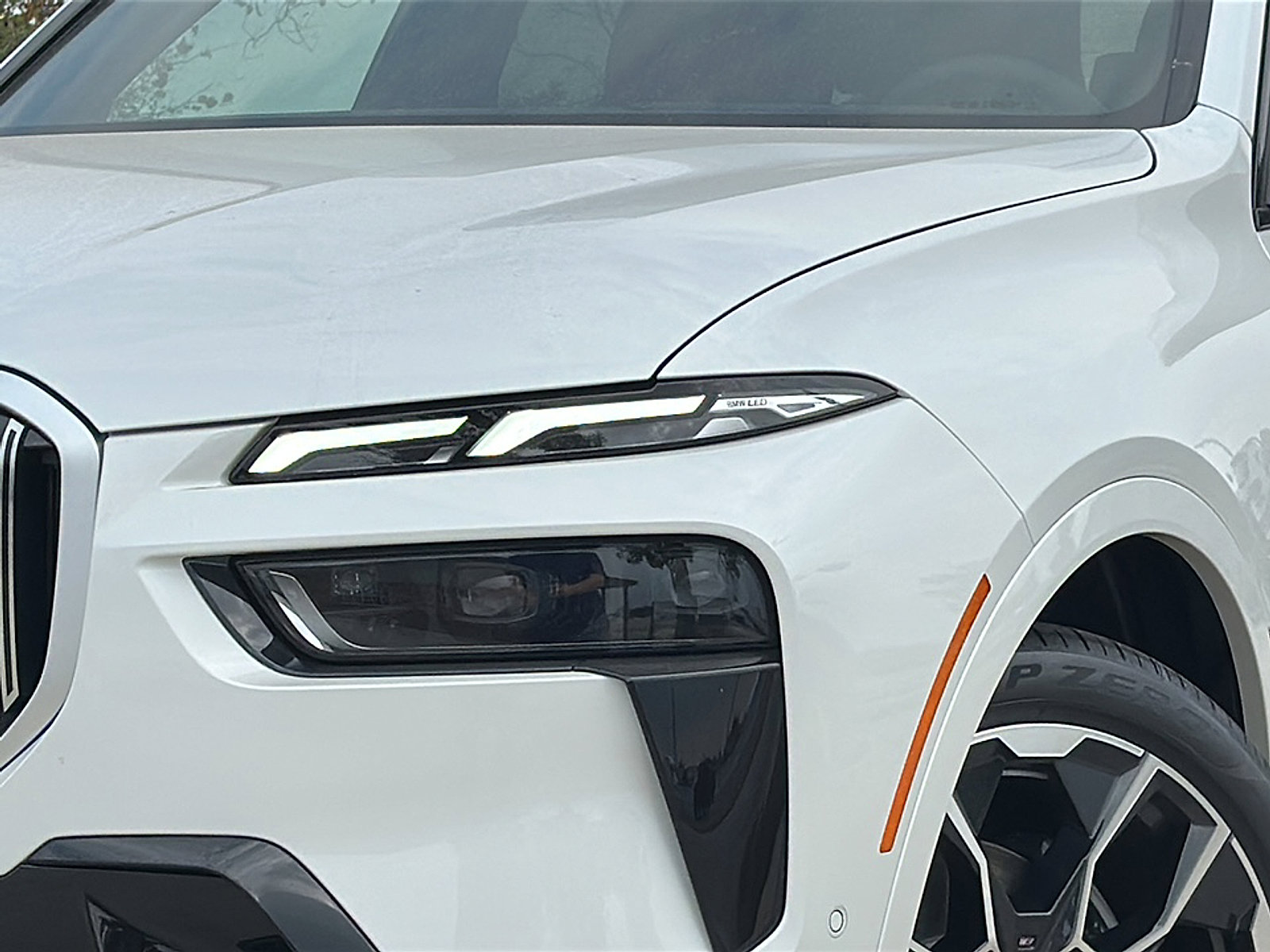 New 2026 BMW X7 xDrive40i w/ M Sport Package image 4