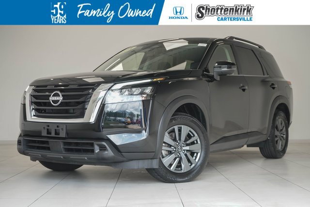 Used 2024 Nissan Pathfinder SV image 1