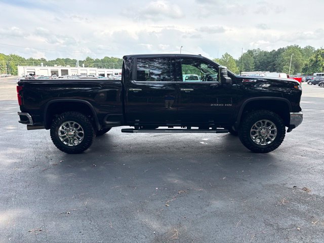 Used 2024 Chevrolet Silverado 2500 LTZ w/ LTZ Premium Package AWD/4WD image 6