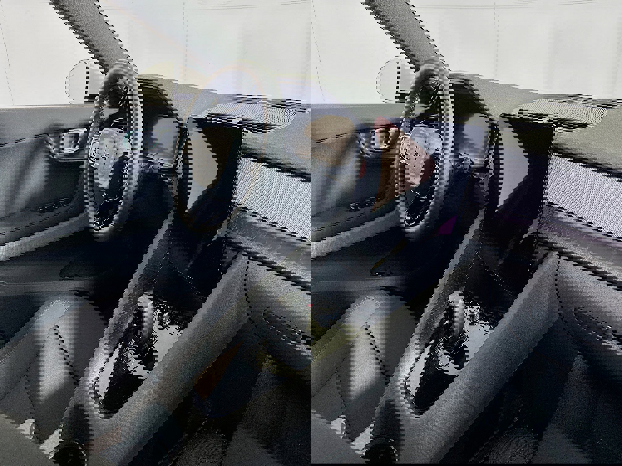 Used 2023 Polestar Polestar 2 w/ Pilot Pack image 28