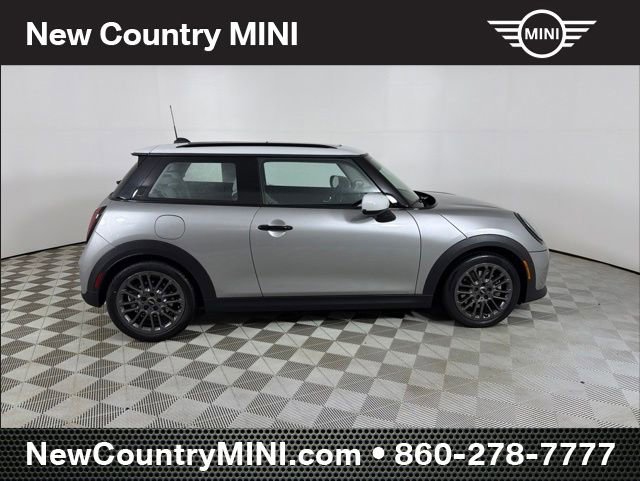 Certified 2025 MINI Cooper 2-Door Hardtop FWD image 8