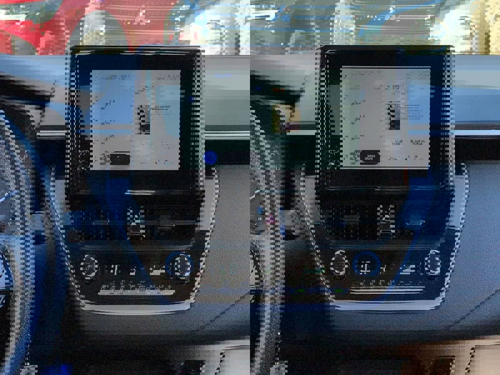 Used 2024 Toyota Corolla LE image 29