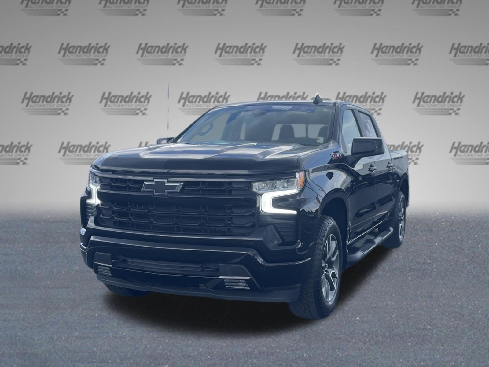 Used 2025 Chevrolet Silverado 1500 RST w/ Convenience Package II AWD/4WD image 5