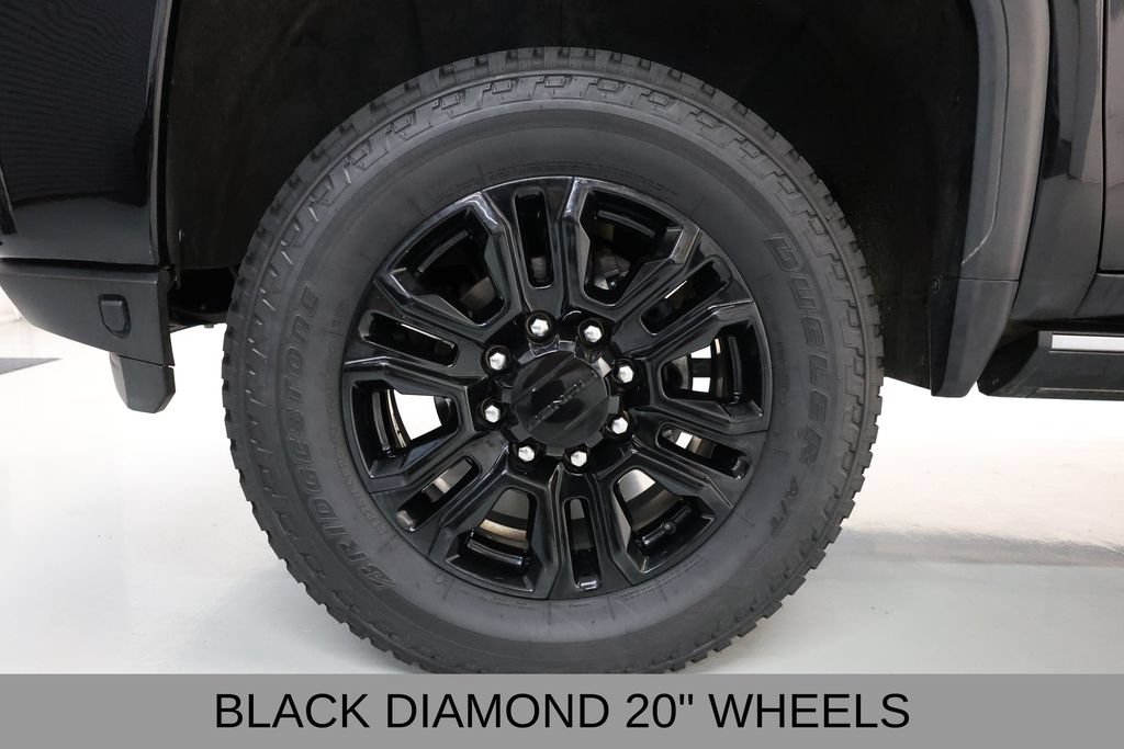 Used 2023 GMC Sierra 2500 Denali w/ Denali Black Diamond Edition AWD/4WD image 45