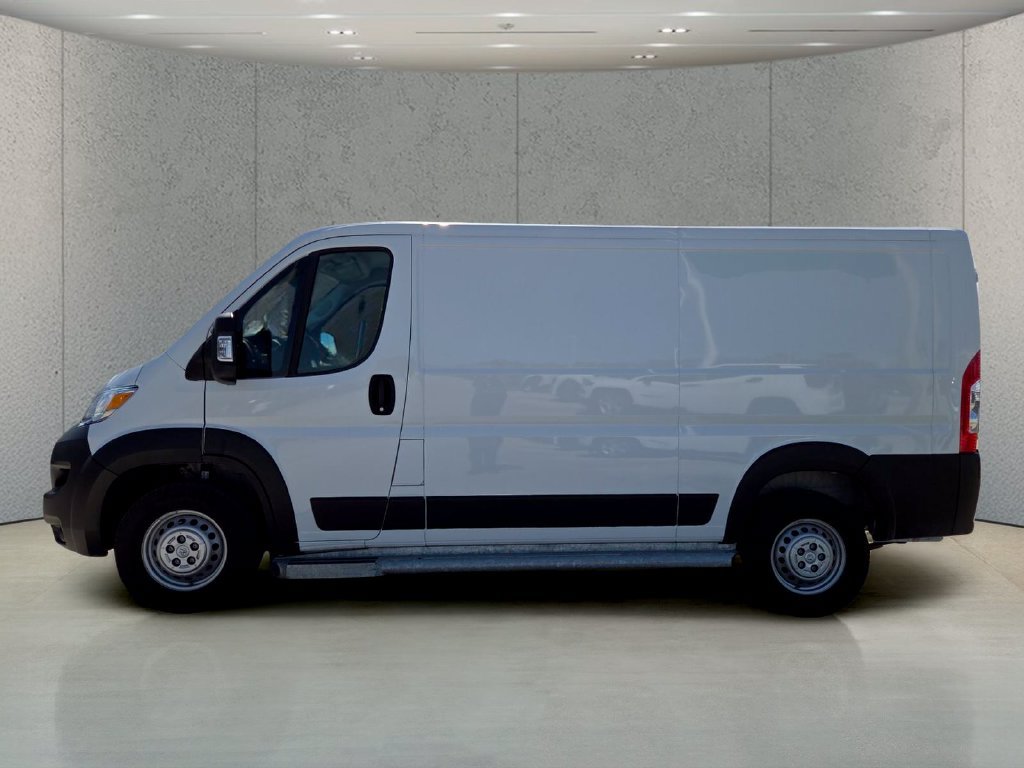 Used 2025 RAM ProMaster 2500 w/ U-Haul Equipment Group FWD image 10