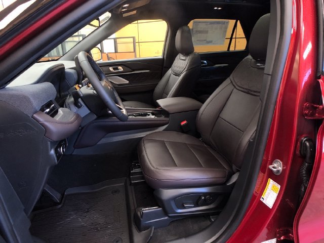 New 2027 Ford Explorer Platinum w/ 3.0L Ultimate Package AWD/4WD image 10